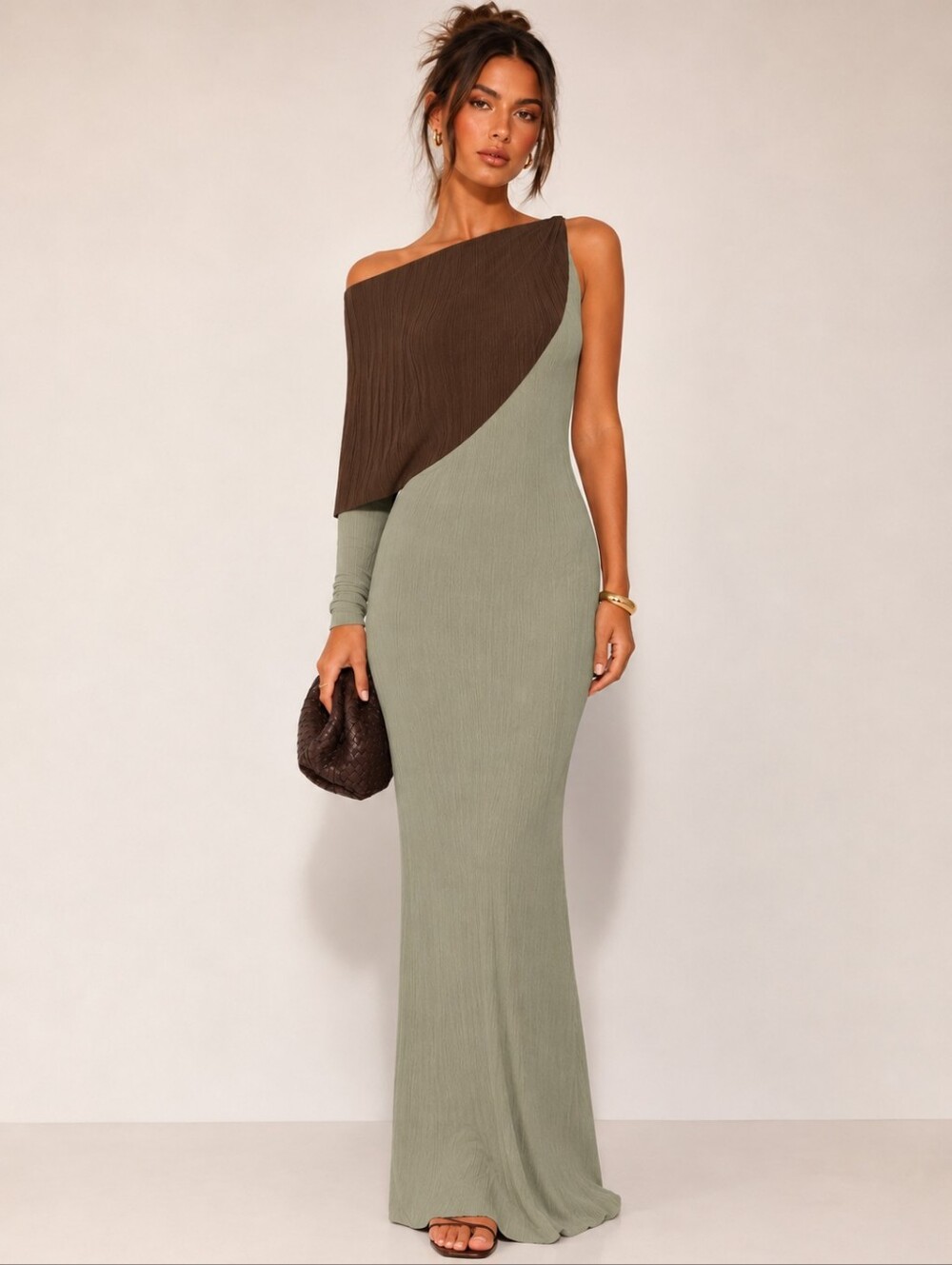 Aya Muse Indi Slik Blend Light Green Asymmetrical Cape Maxi Dress New Size XS